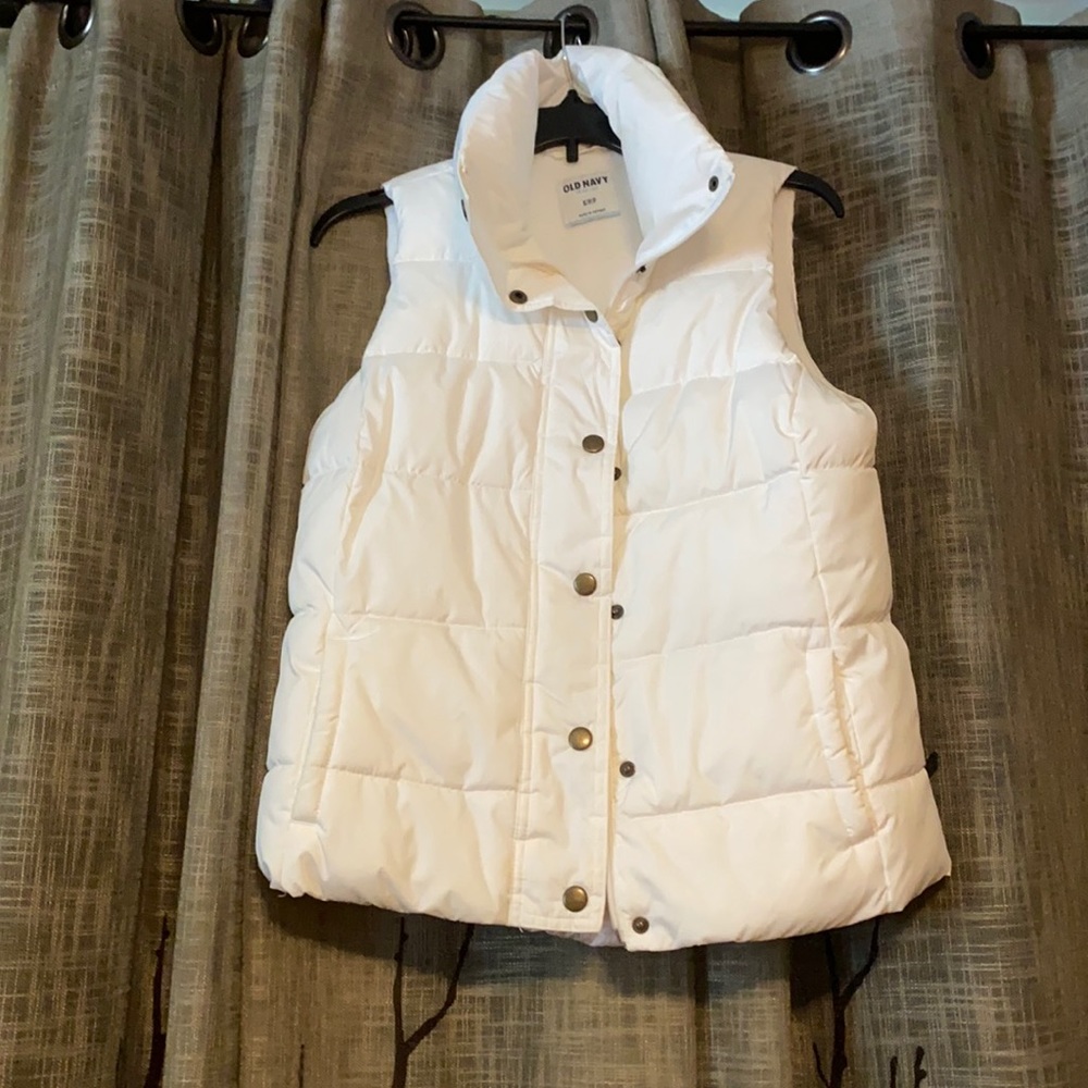 Old navy puff vest